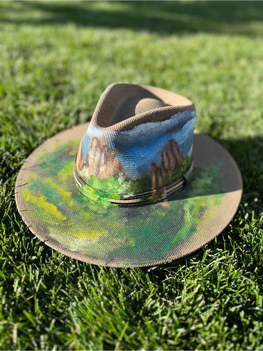 Unisex Hand-Painted of Garden of the Gods Colorado Hat